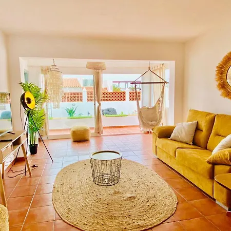 فيلة Golden Wave Surf كوراليهو